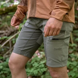 Dovrefjell Kvist Quick Dry Shortsit miehille, Moon Mist, S-L